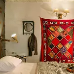 Classic Villas Ottoman